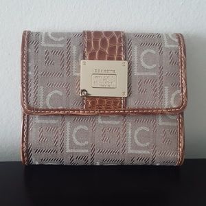 Liz Claiborne Quadfold Wallet